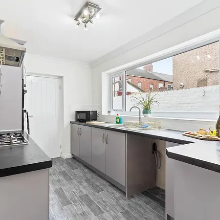 #4 - Location - Private Ensuite, Smart Tv, Fast Wifi By Yoko *