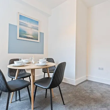 #4 - Location - Private Ensuite, Smart Tv, Fast Wifi By Yoko *